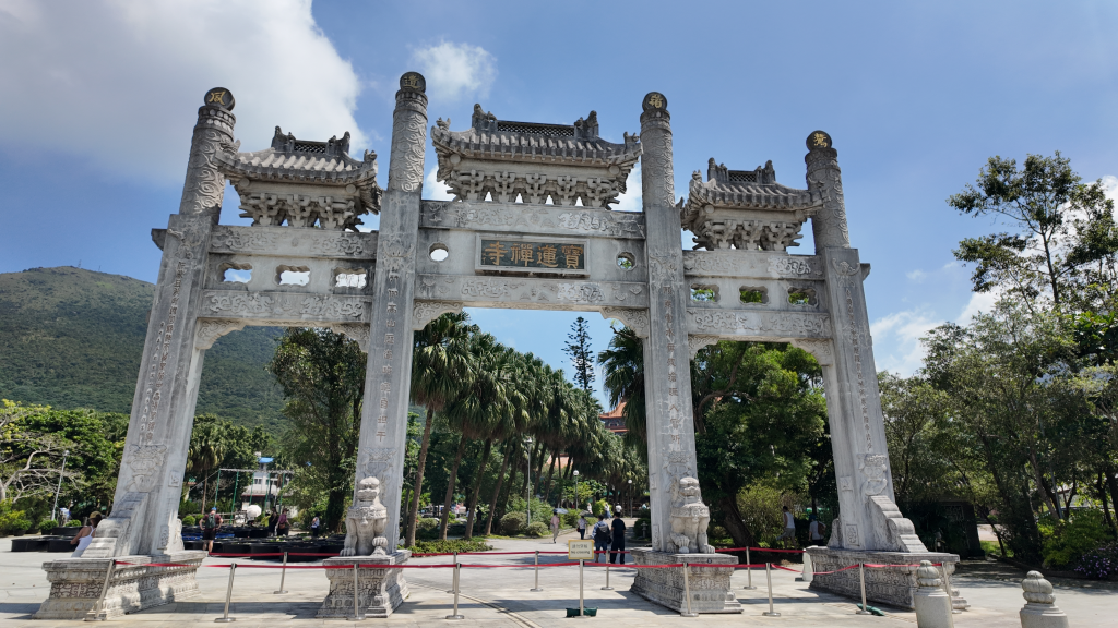 Ngong Ping & Tai O Day Tour